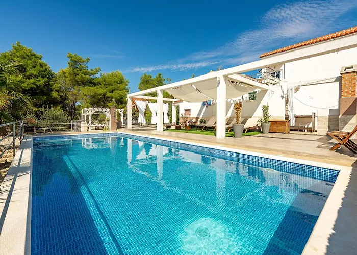 Stunning In With Kitchen Апартаменты Вир