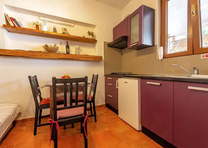 Apartment Stunning In With Kitchen Vir