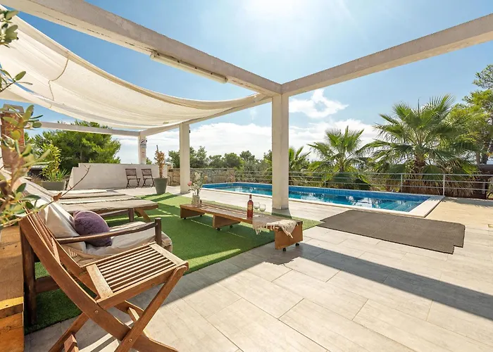 Stunning In With Kitchen *